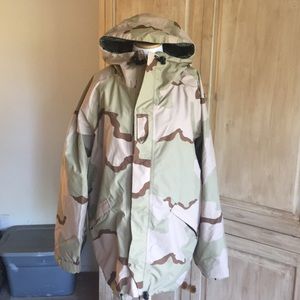 adventure tech reversible parka